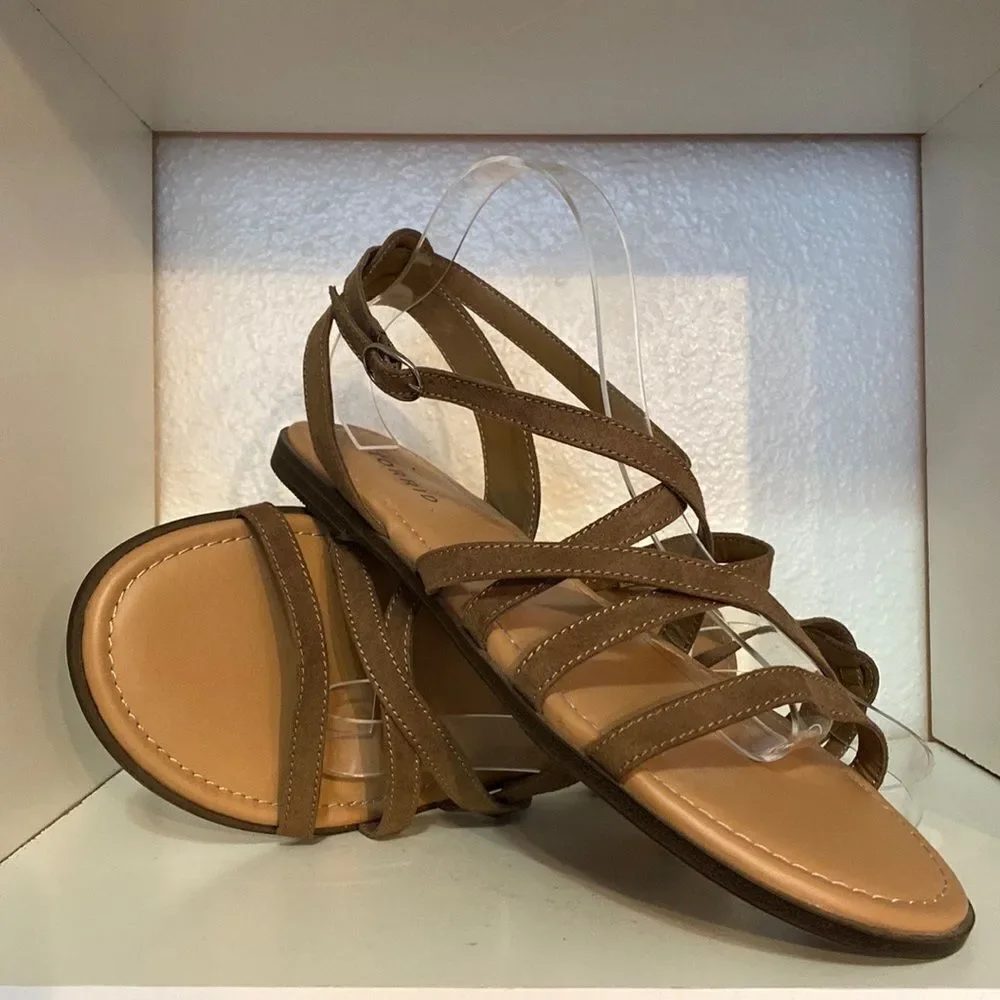 Torrid Womens Strappy Sandals Brown Adjustable Low Heel Shoes Flat Buckle 11 W